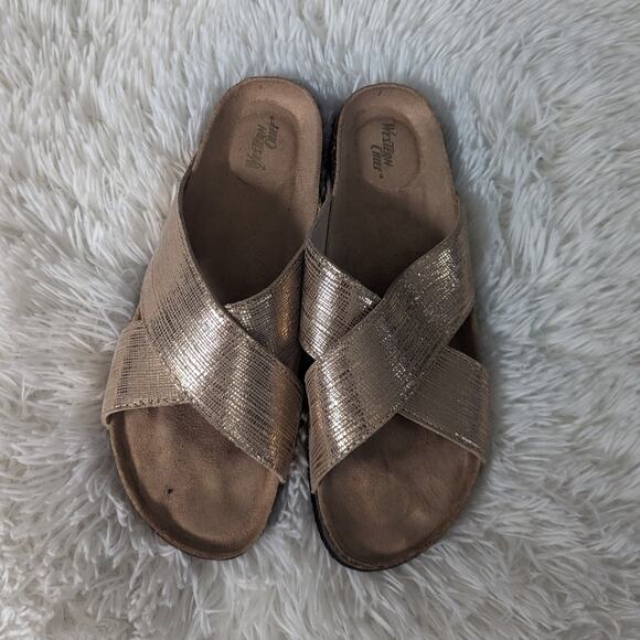 Women's Western Chief Gold Sandals Size 10 - Picture 1 of 6